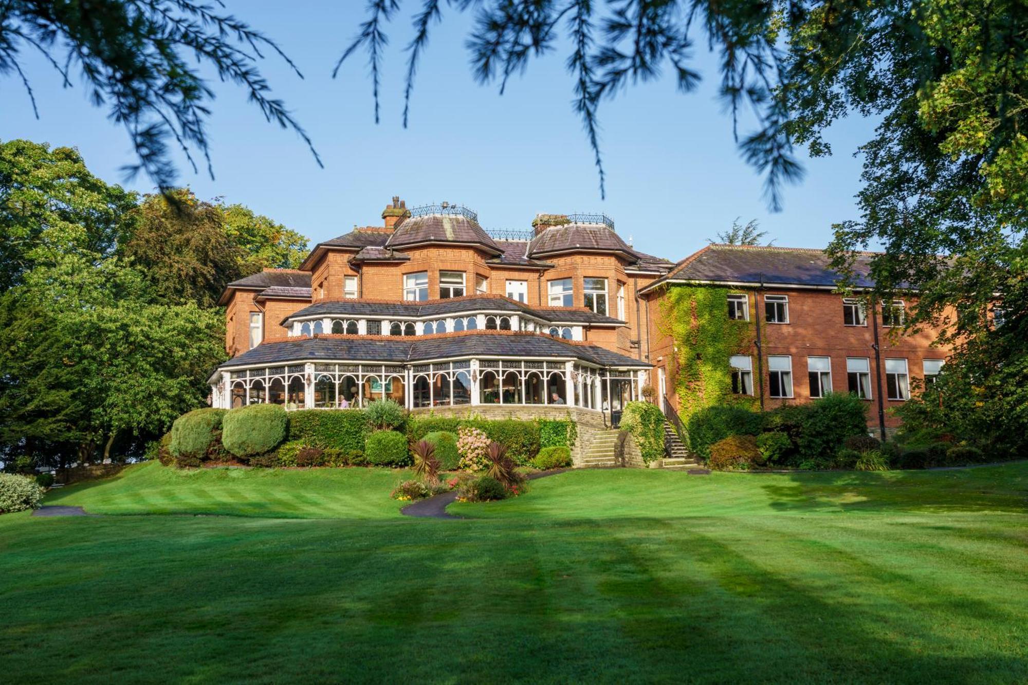 Macdonald Kilhey Court Hotel Wigan Exterior foto